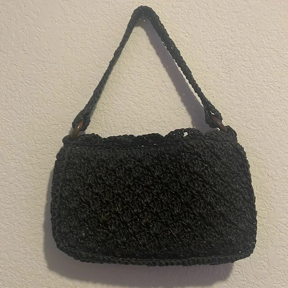 American Eagle woven bag 6.5 x 10.5 inches
